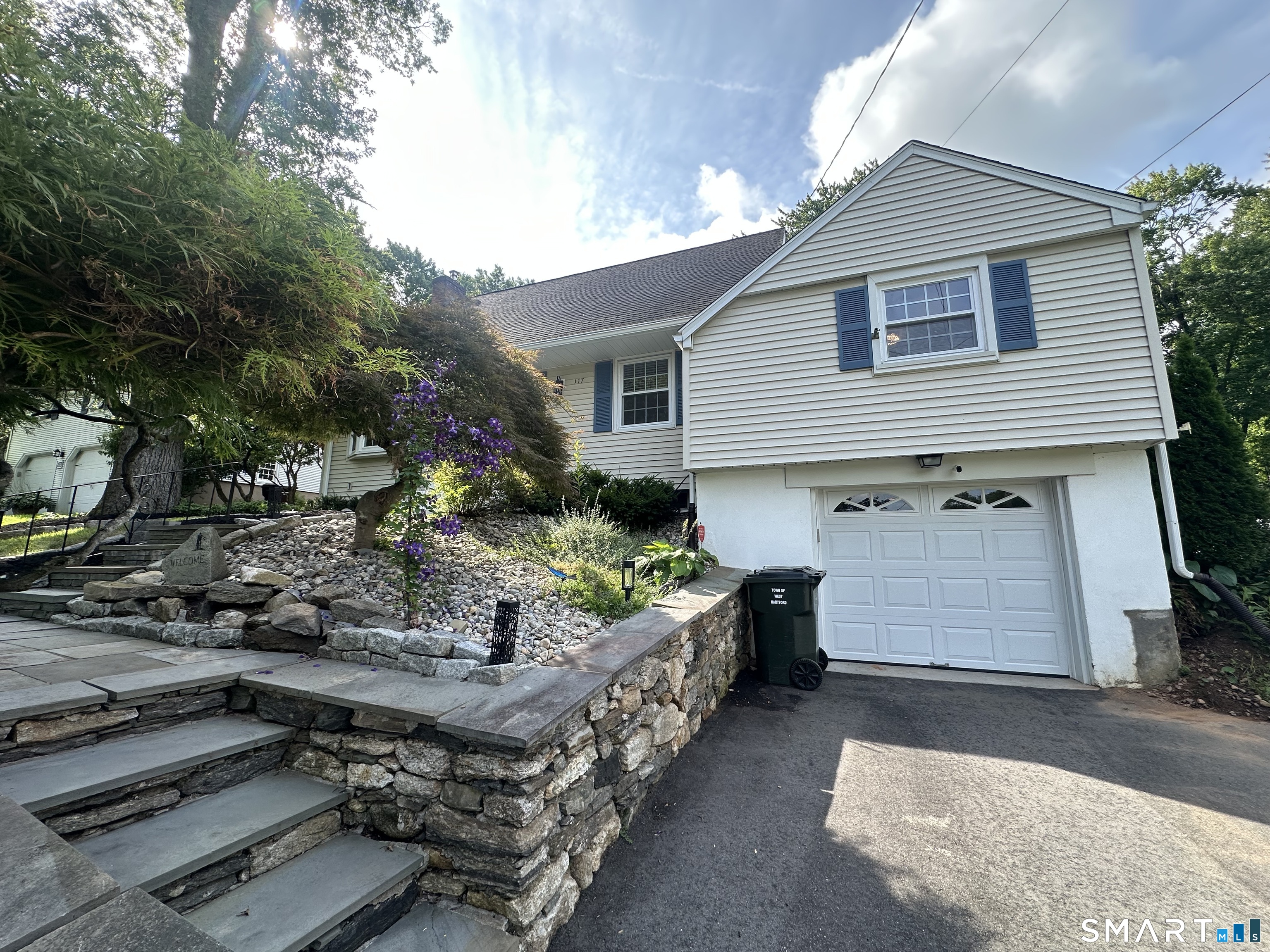 117 Hyde Road West Hartford CT 06117