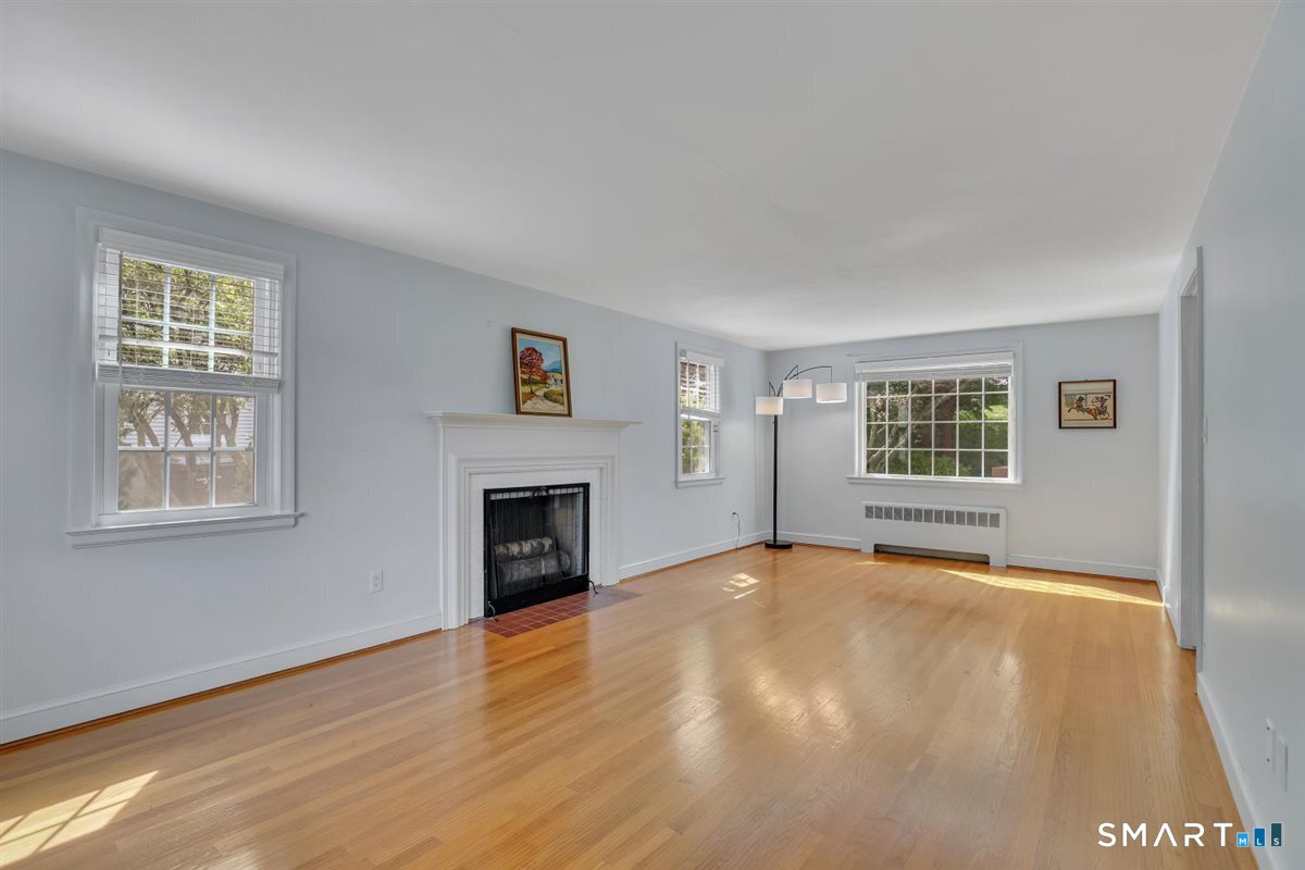 117 Hyde Road West Hartford CT 06117