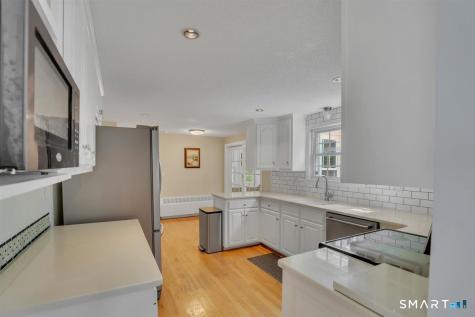 117 Hyde Road West Hartford CT 06117