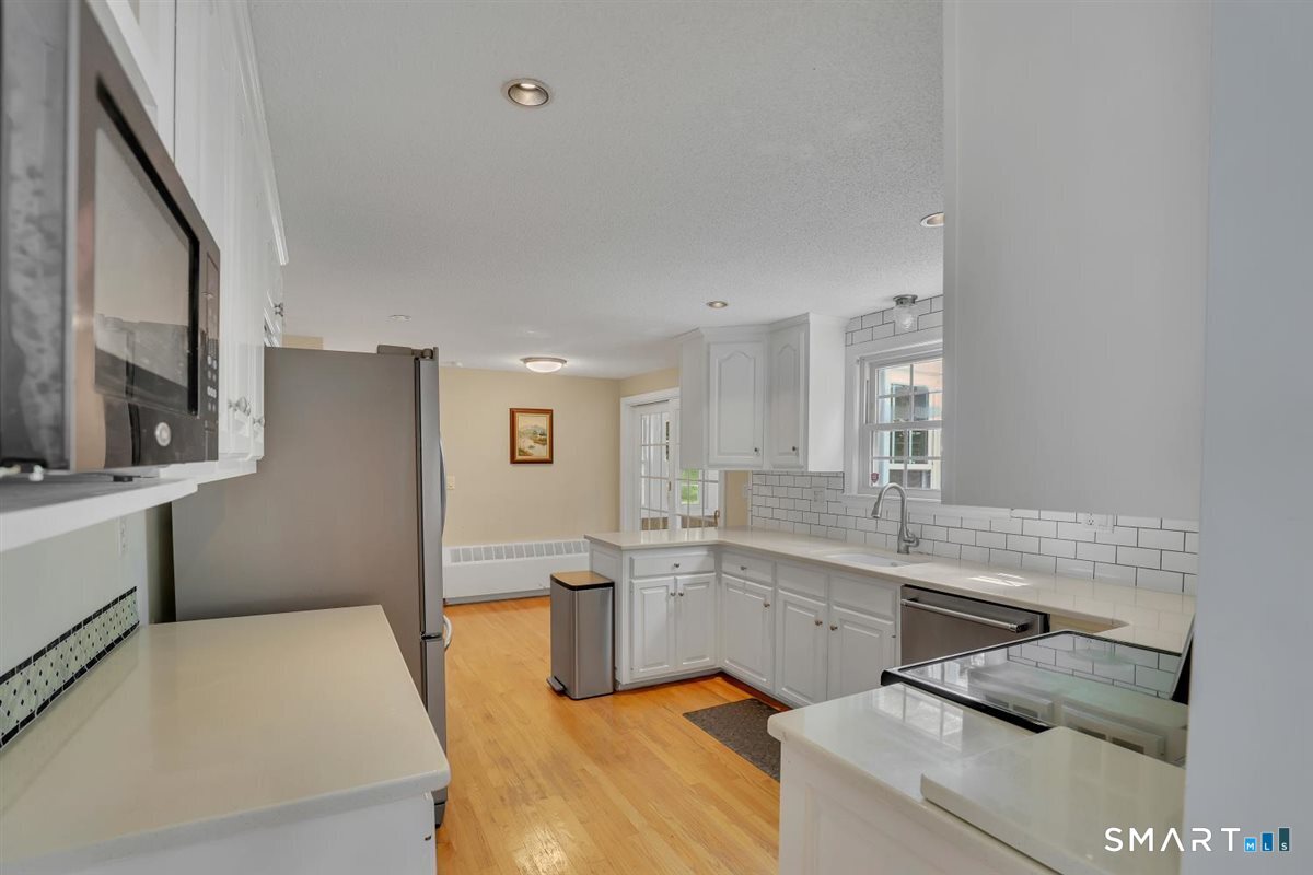 117 Hyde Road West Hartford CT 06117