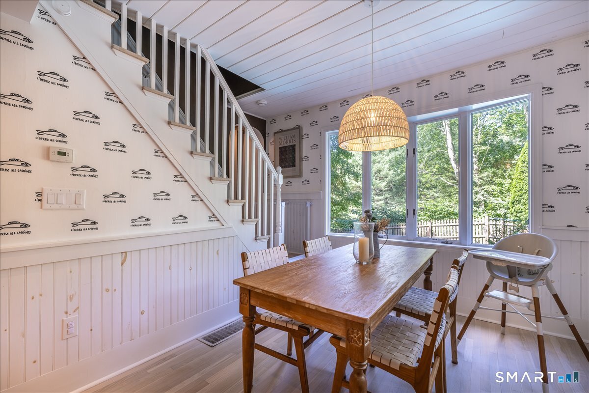24 Steinmann Avenue Middlebury CT 06762