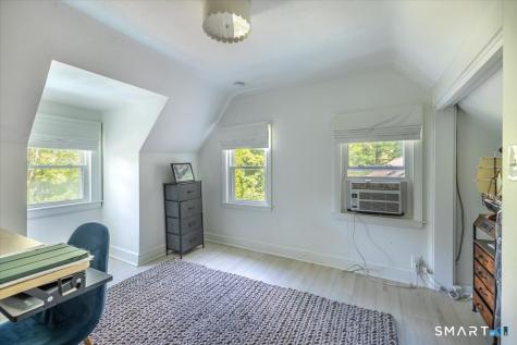 24 Steinmann Avenue Middlebury CT 06762