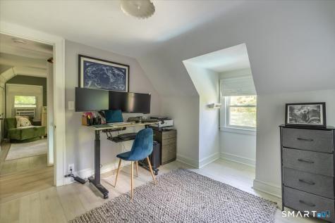 24 Steinmann Avenue Middlebury CT 06762