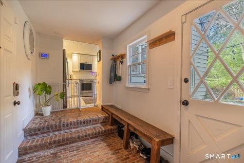 24 Steinmann Avenue Middlebury CT 06762