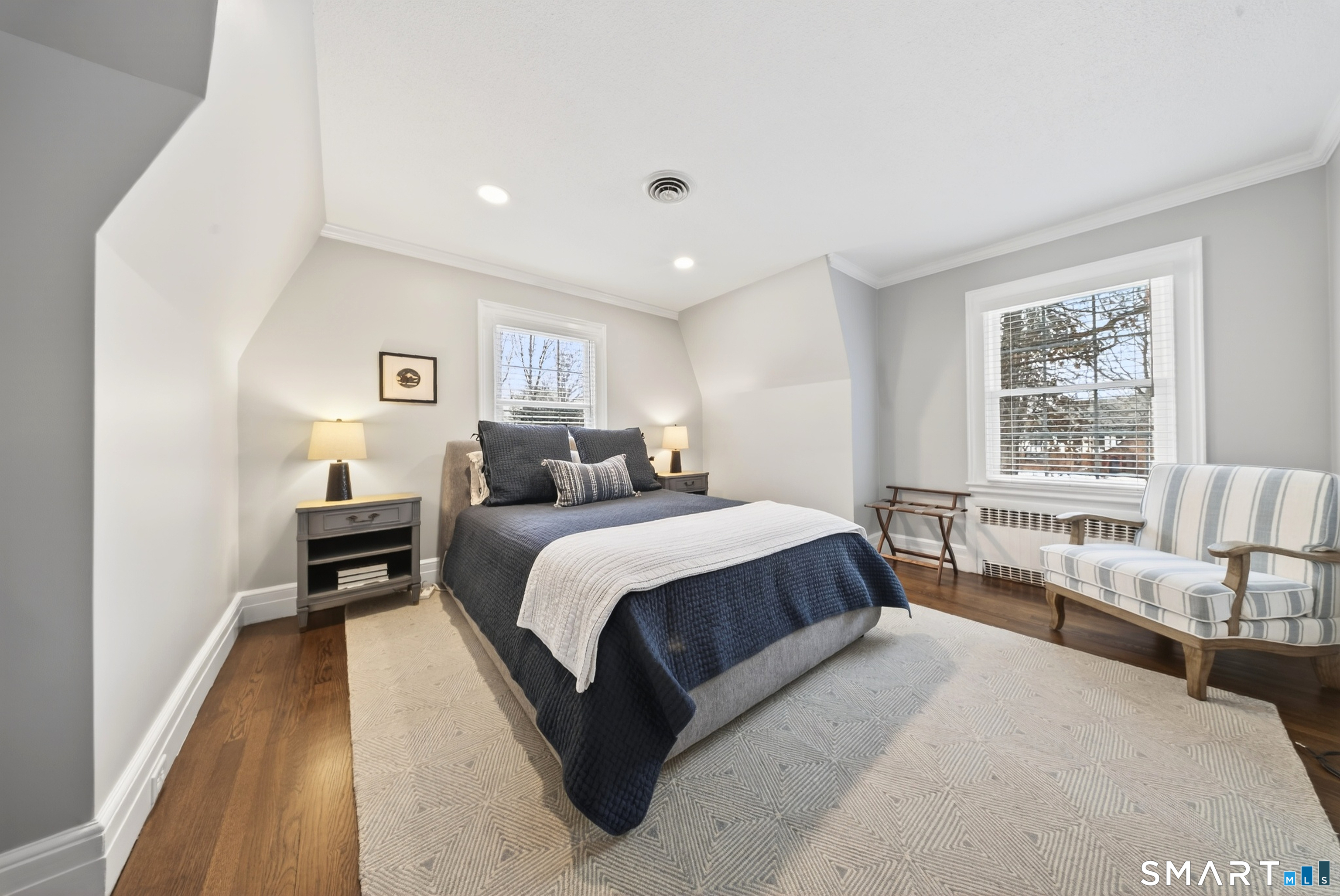 69 Bloomfield Avenue Hartford CT 06105