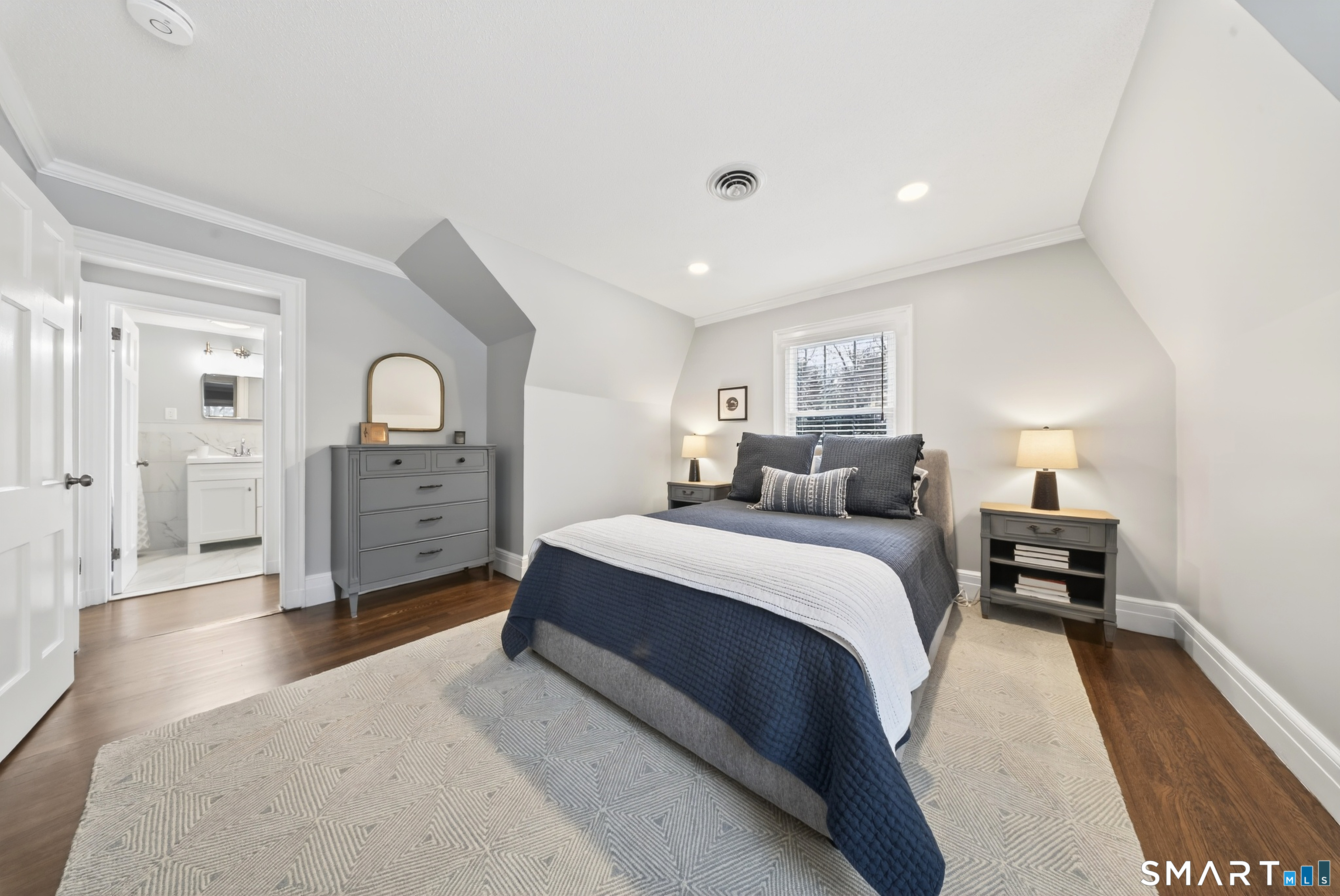 69 Bloomfield Avenue Hartford CT 06105