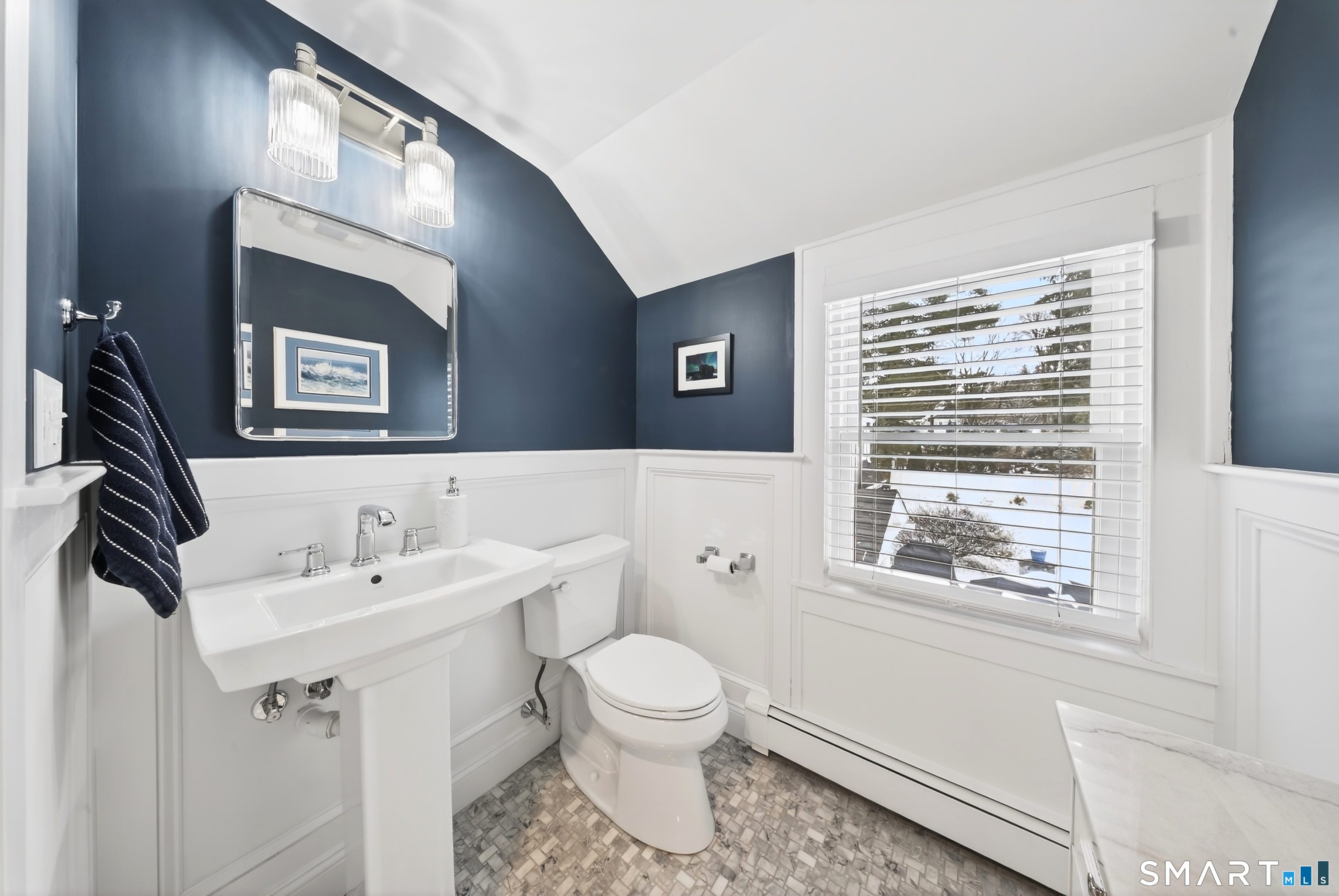 69 Bloomfield Avenue Hartford CT 06105