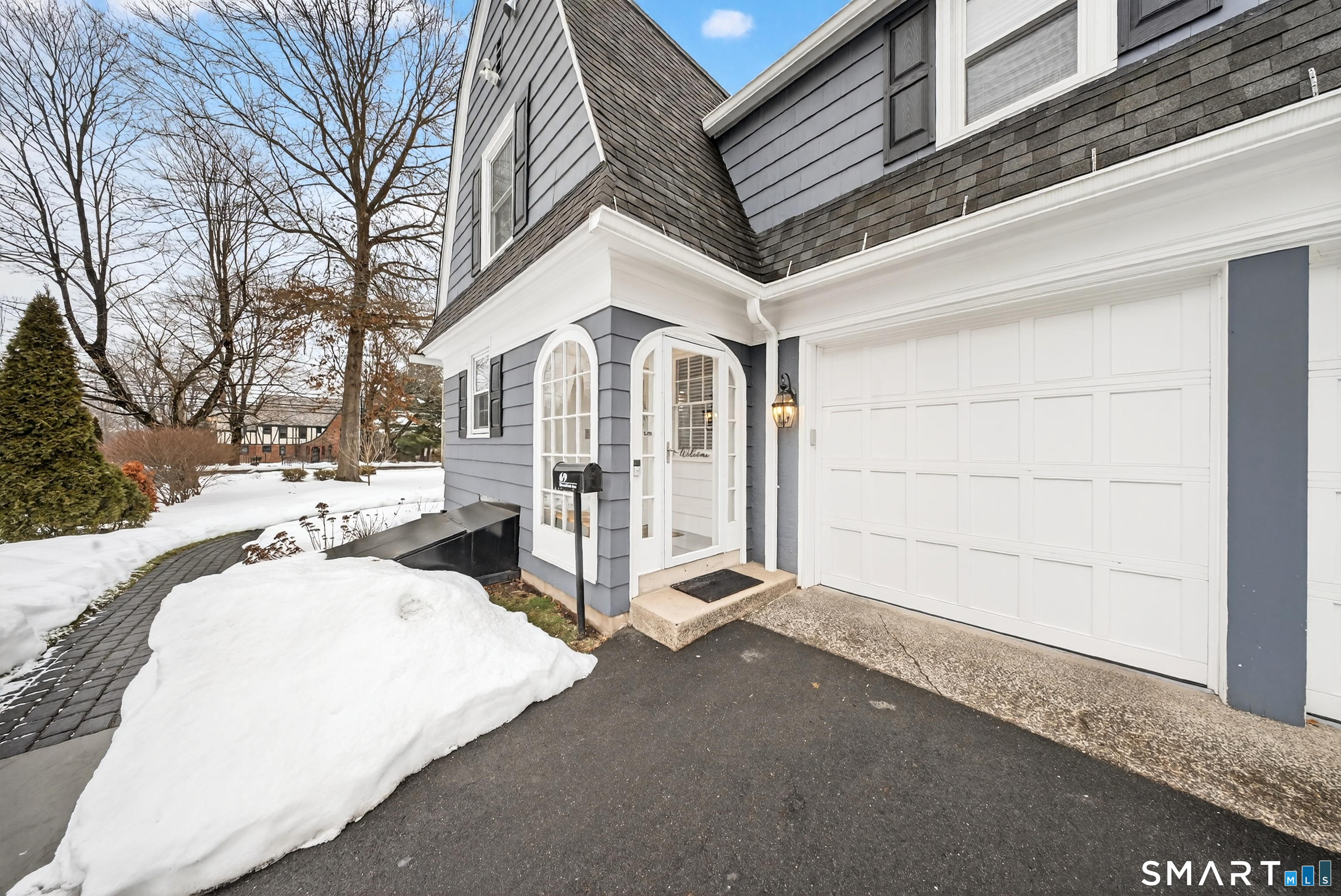 69 Bloomfield Avenue Hartford CT 06105