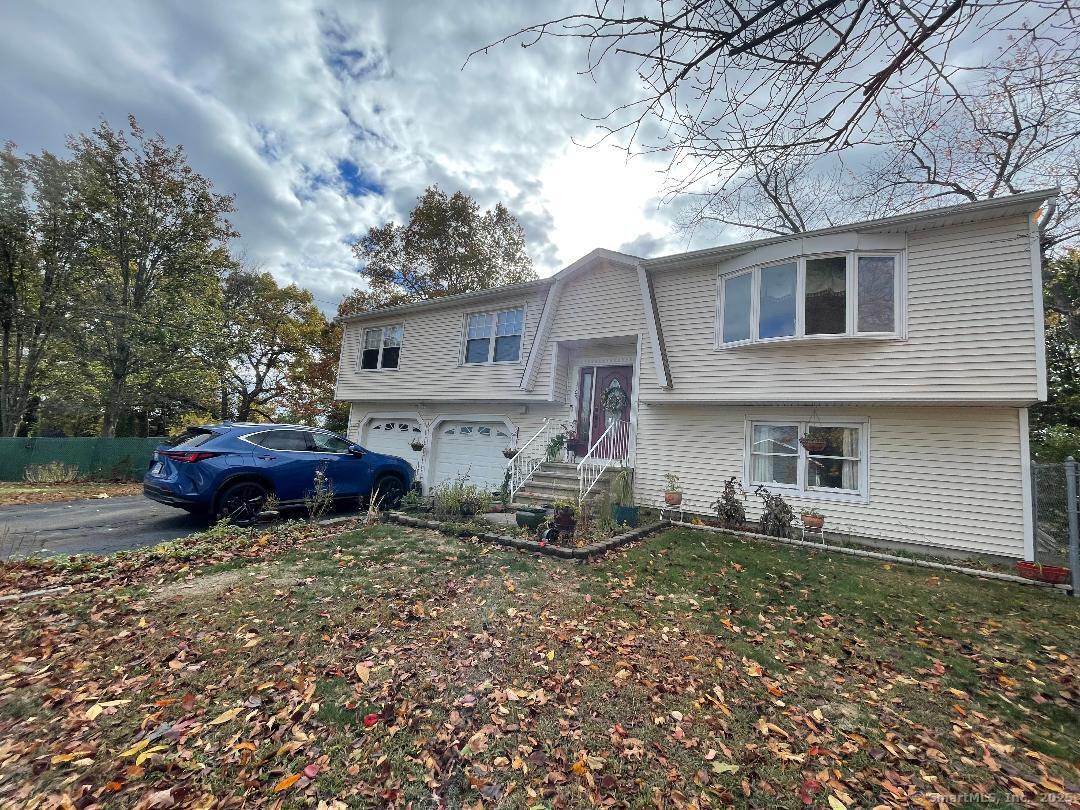 105 Pheasant Road West Haven CT 06516