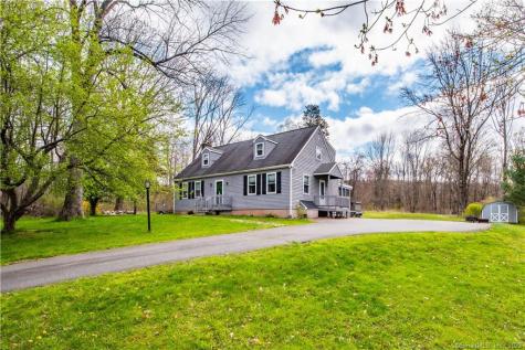 11 Southwood Lane East Granby CT 06026