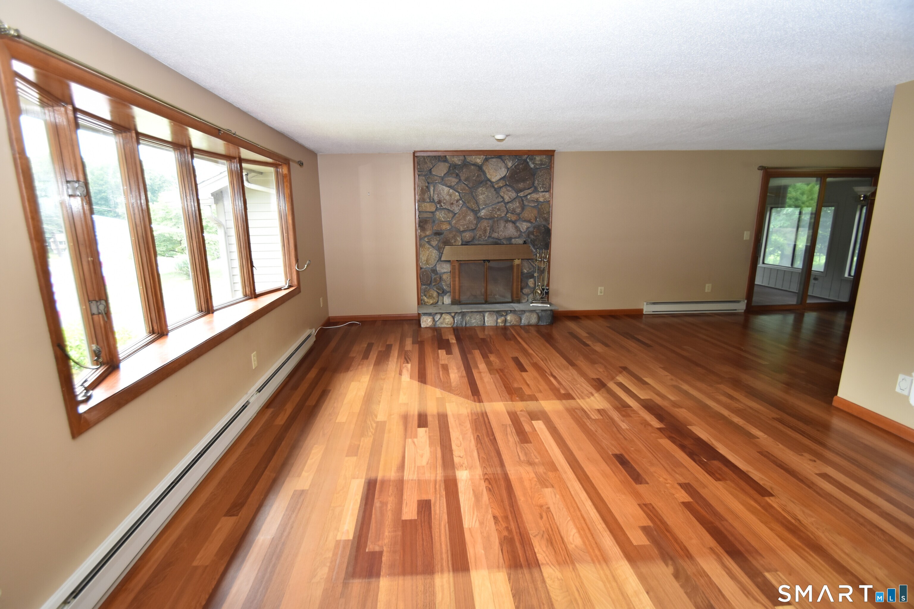 77 Winthrop Road Manchester CT 06040