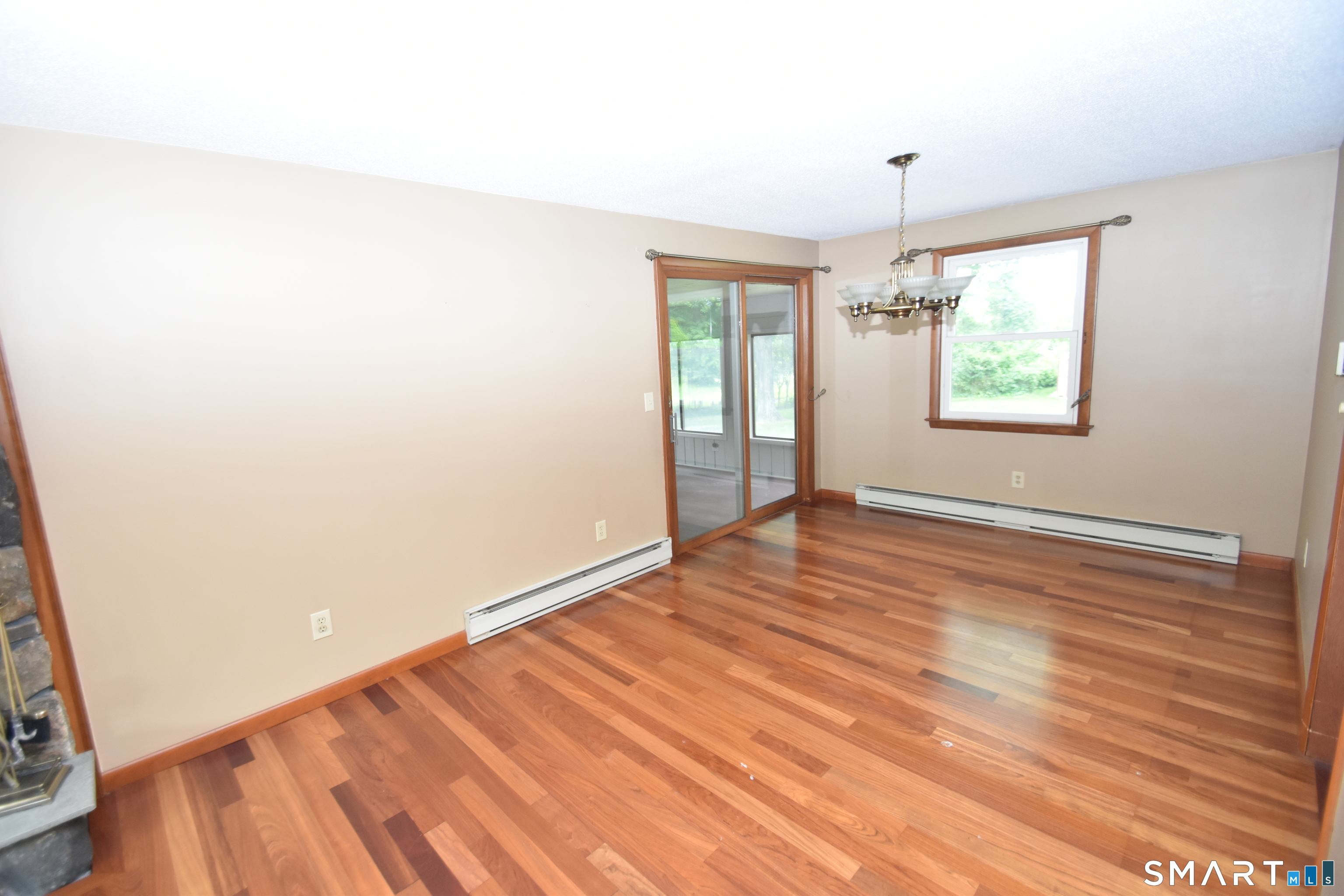 77 Winthrop Road Manchester CT 06040