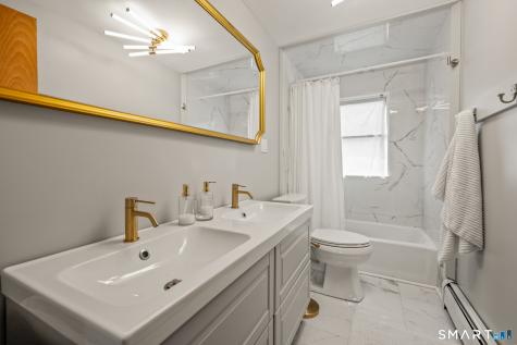 14 Jamaica Court East Haven CT 06512