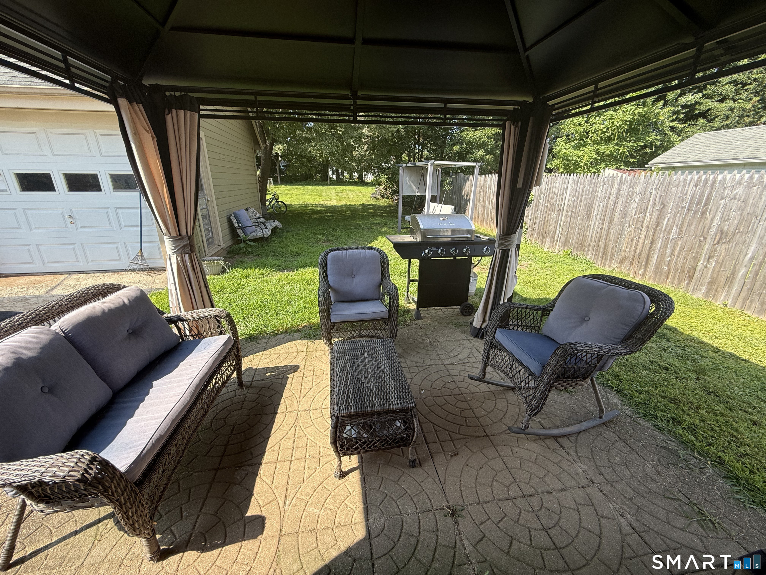 166 Roseleah Avenue Newington CT 06111