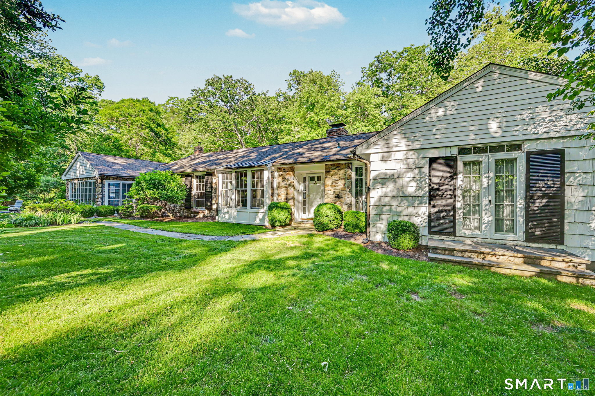 75 Norfield Road Weston CT 06883