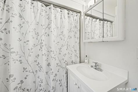 75 Norfield Road Weston CT 06883