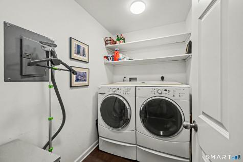 75 Norfield Road Weston CT 06883