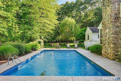 75 Norfield Road Weston CT 06883