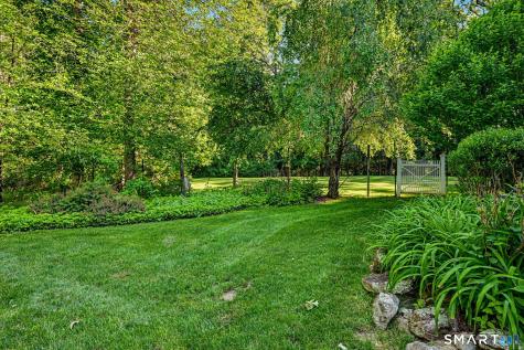 75 Norfield Road Weston CT 06883