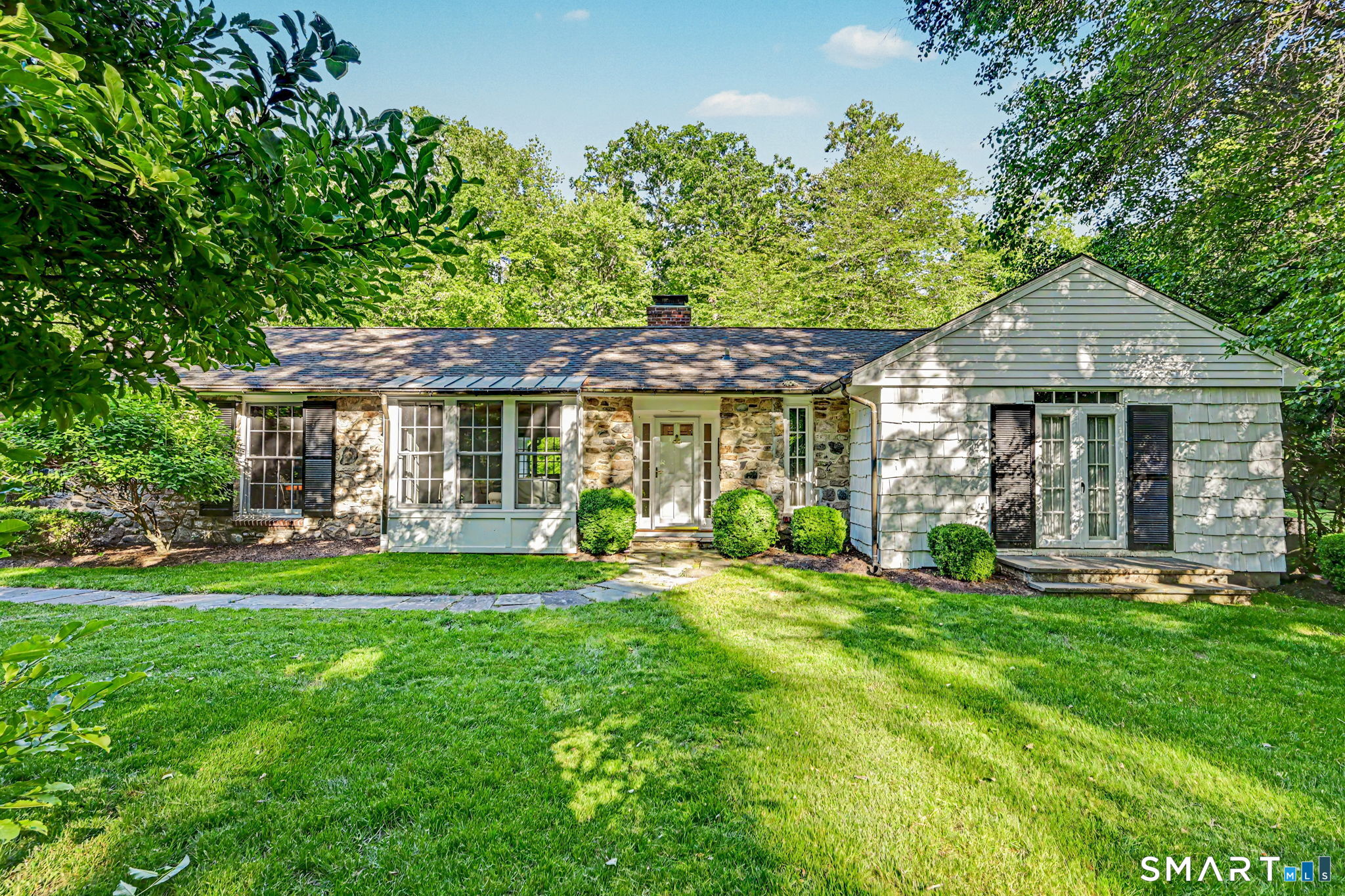 75 Norfield Road Weston CT 06883
