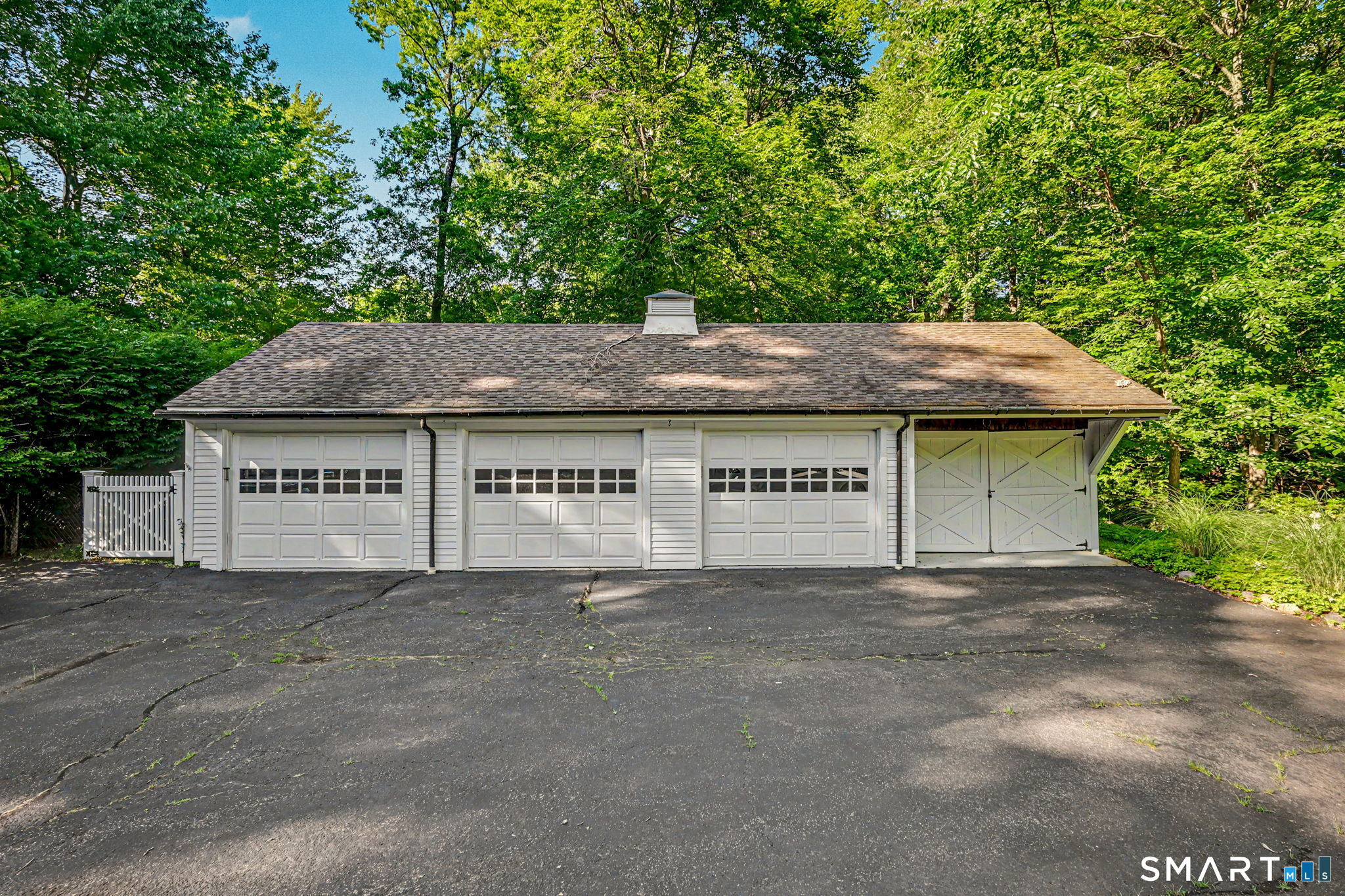 75 Norfield Road Weston CT 06883