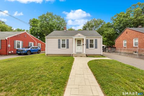 62 Essex Street Manchester CT 06040