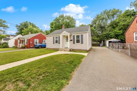 62 Essex Street Manchester CT 06040