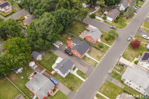 62 Essex Street Manchester CT 06040