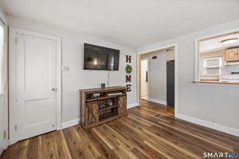 62 Essex Street Manchester CT 06040