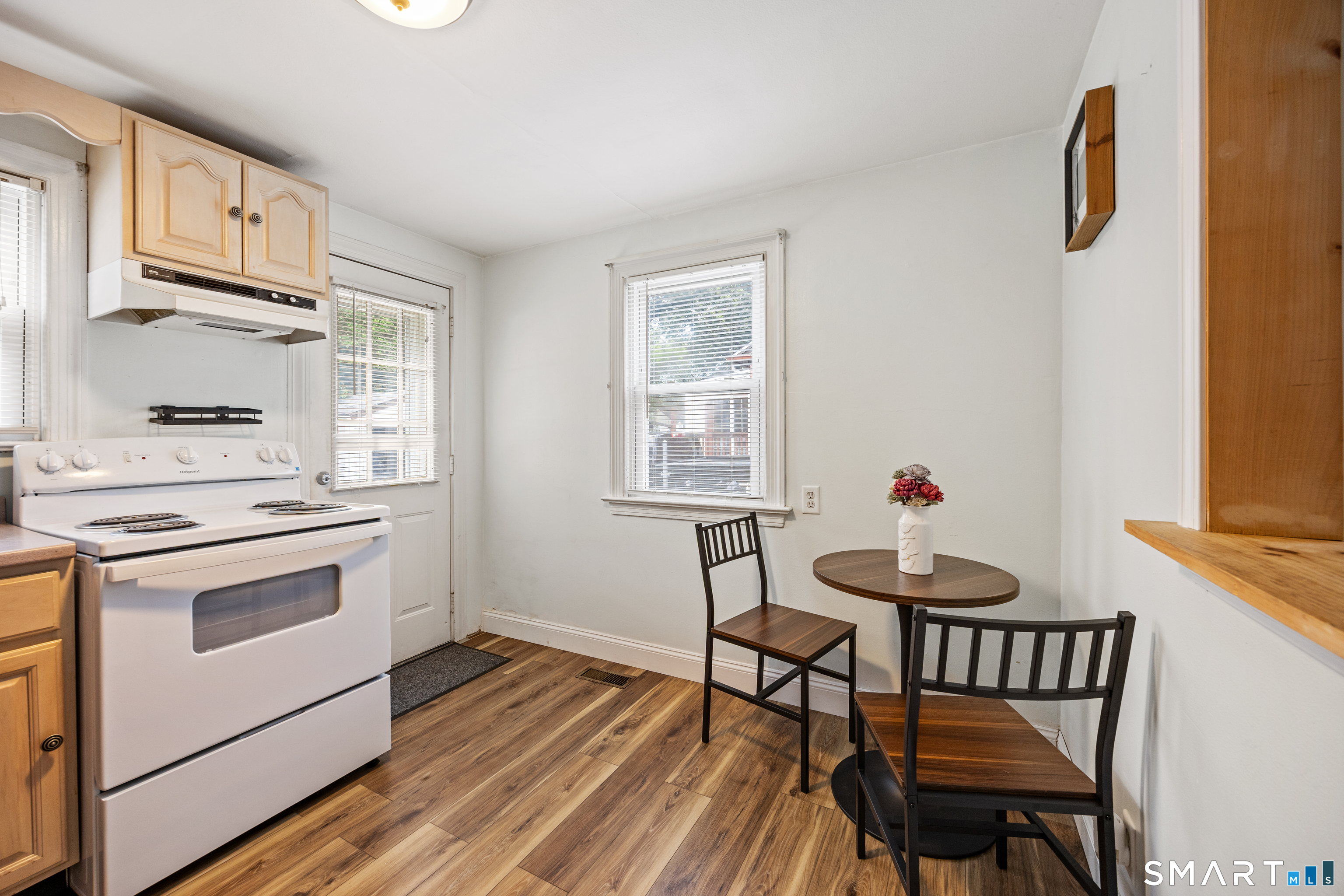 62 Essex Street Manchester CT 06040