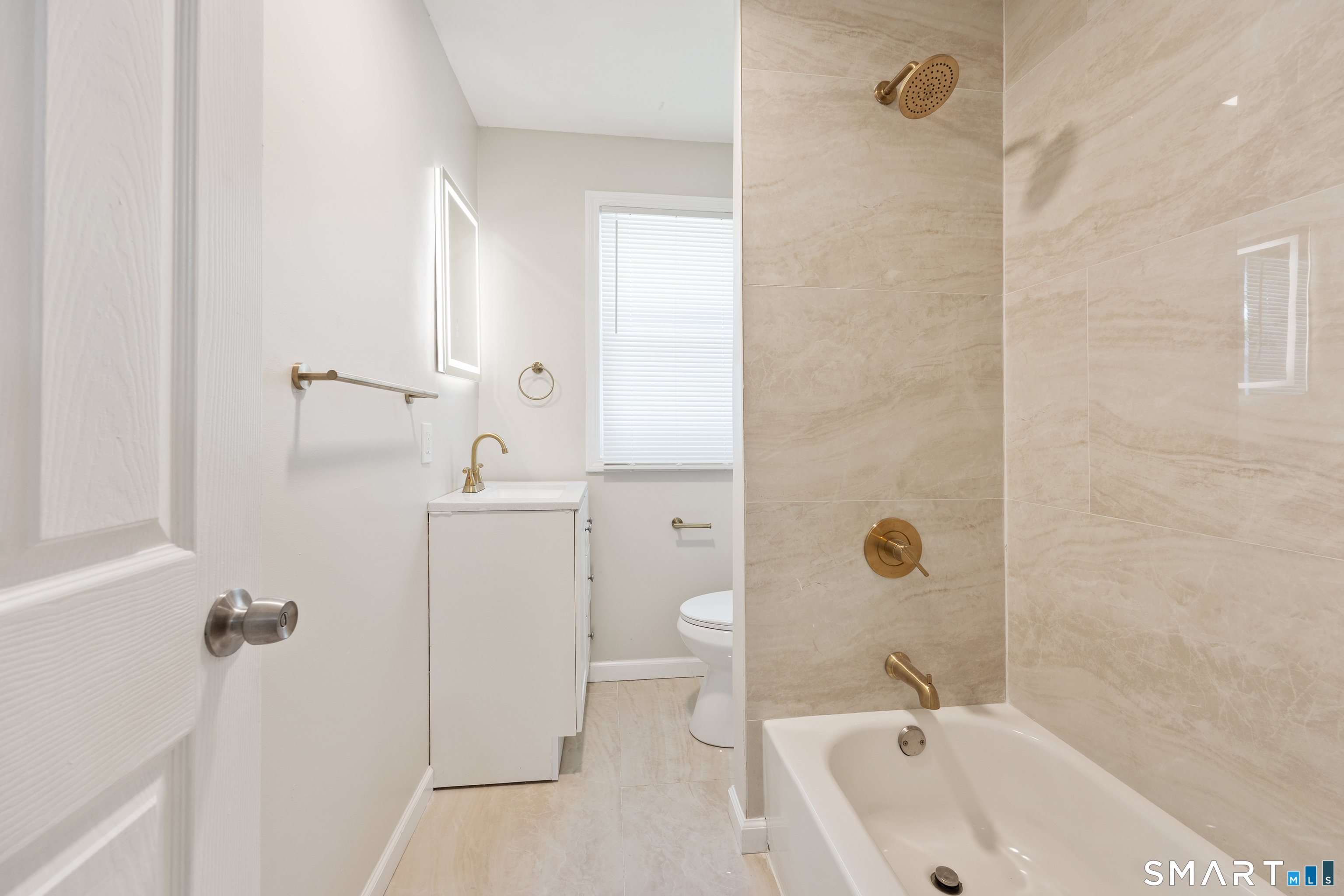 89 Platt Street Waterbury CT 06704