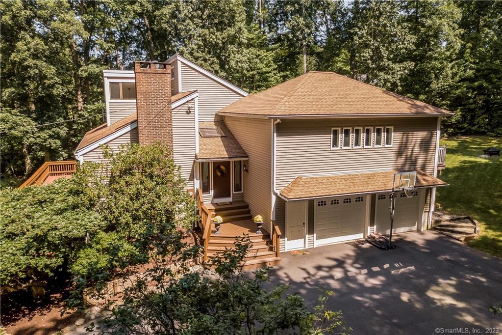 90 Brookridge Drive Avon CT 06001