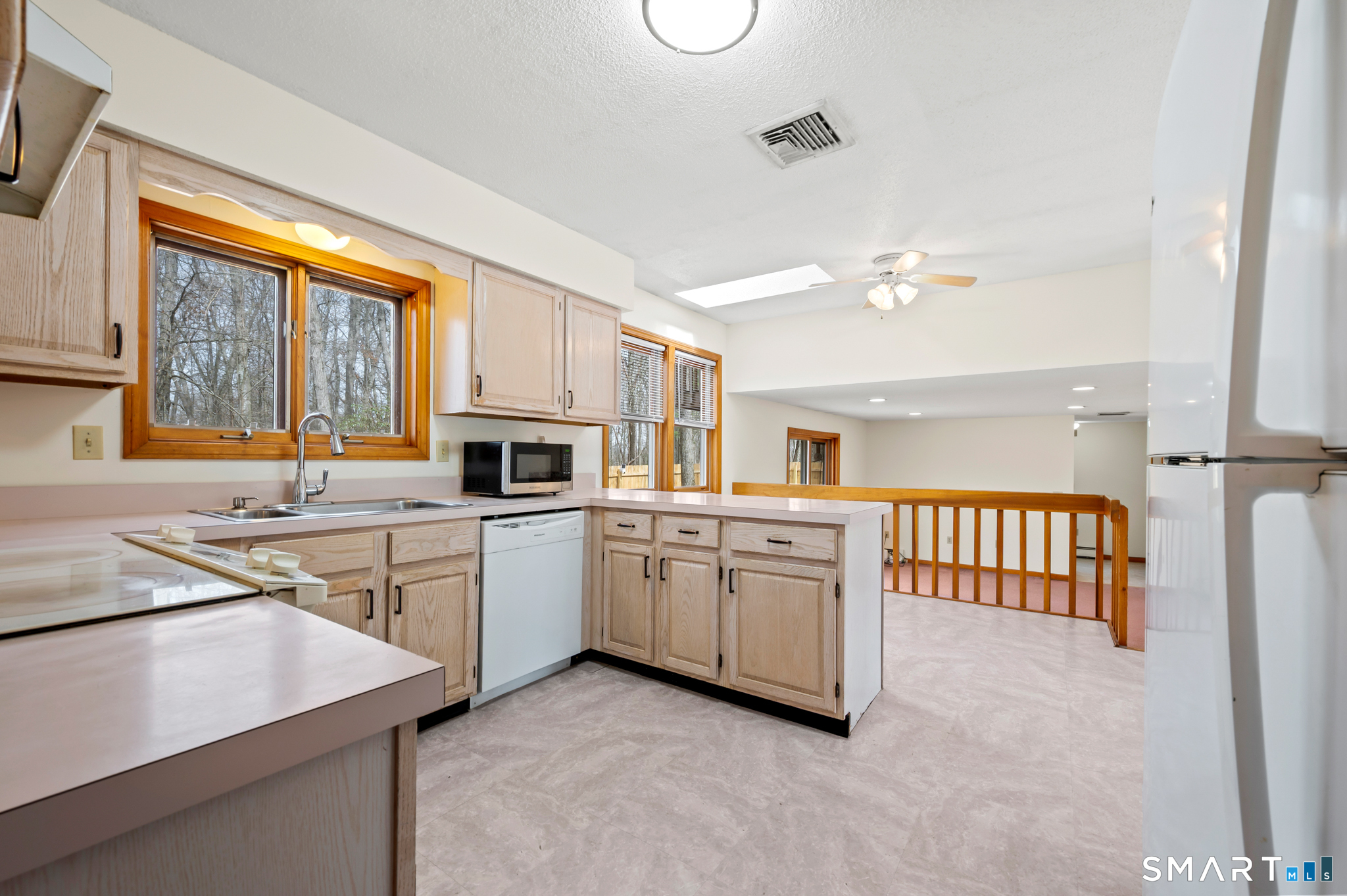 47 Wapping Wood Road Ellington CT 06029