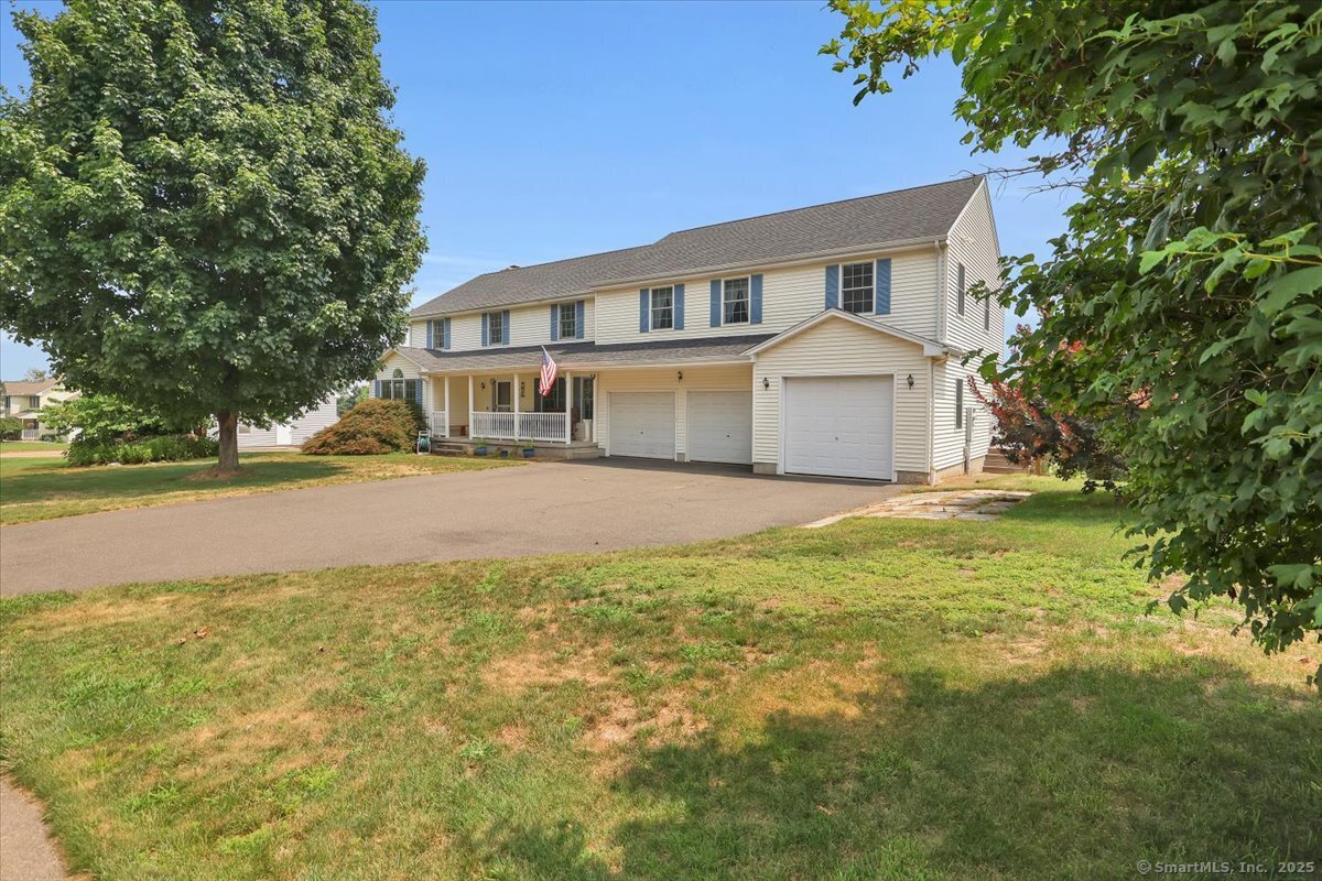 107 Trumbull Lane South Windsor CT 06074