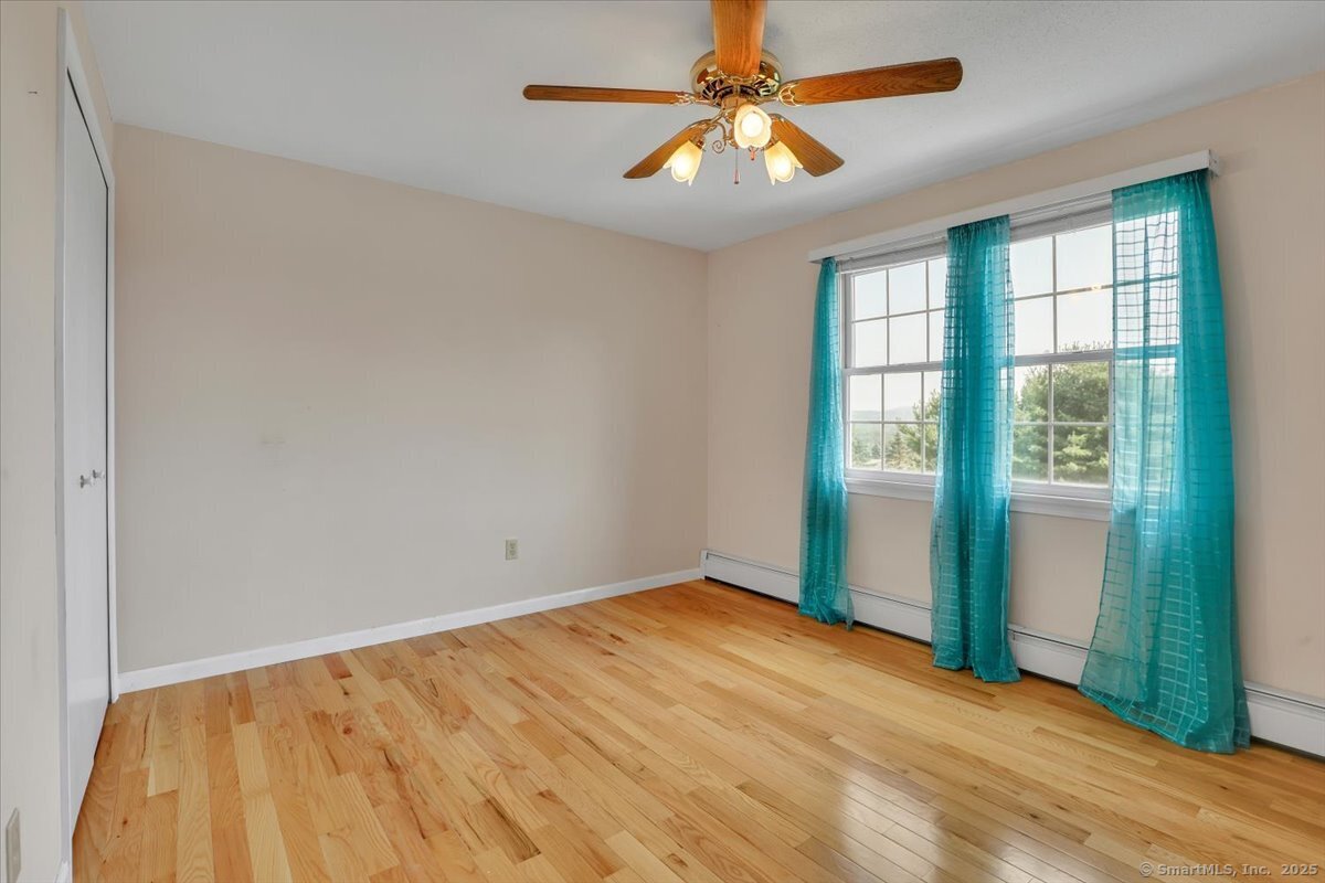 107 Trumbull Lane South Windsor CT 06074