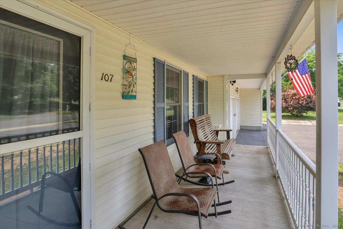 107 Trumbull Lane South Windsor CT 06074