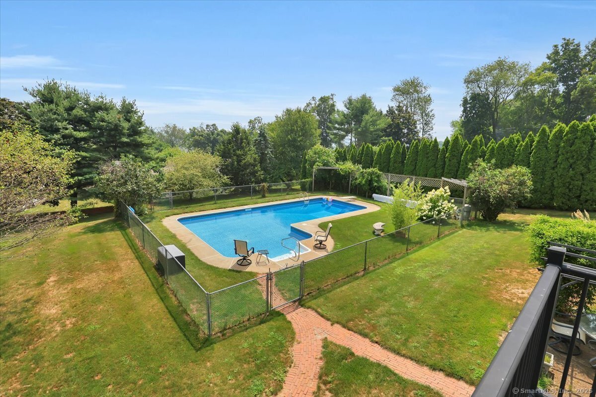 107 Trumbull Lane South Windsor CT 06074