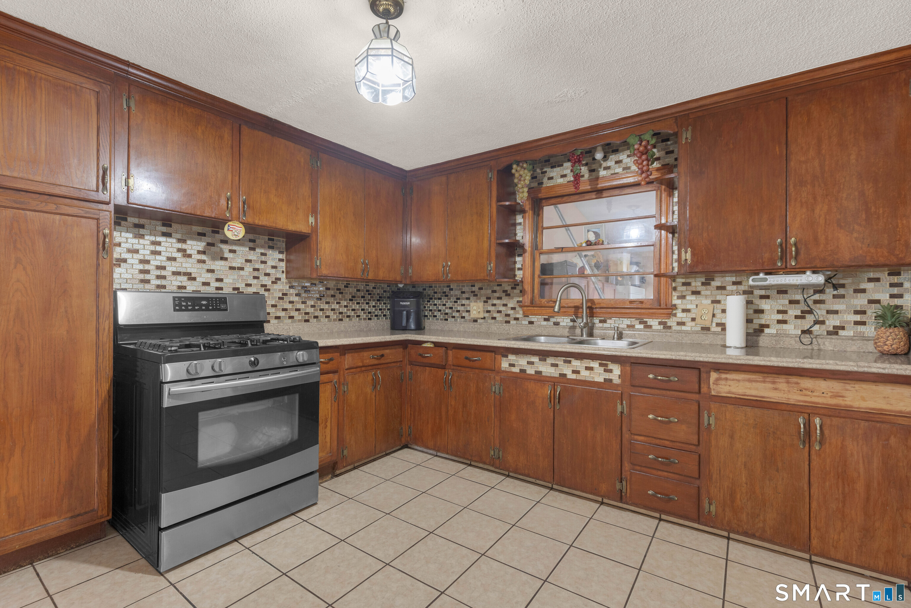 254 Victoria Road Hartford CT 06114