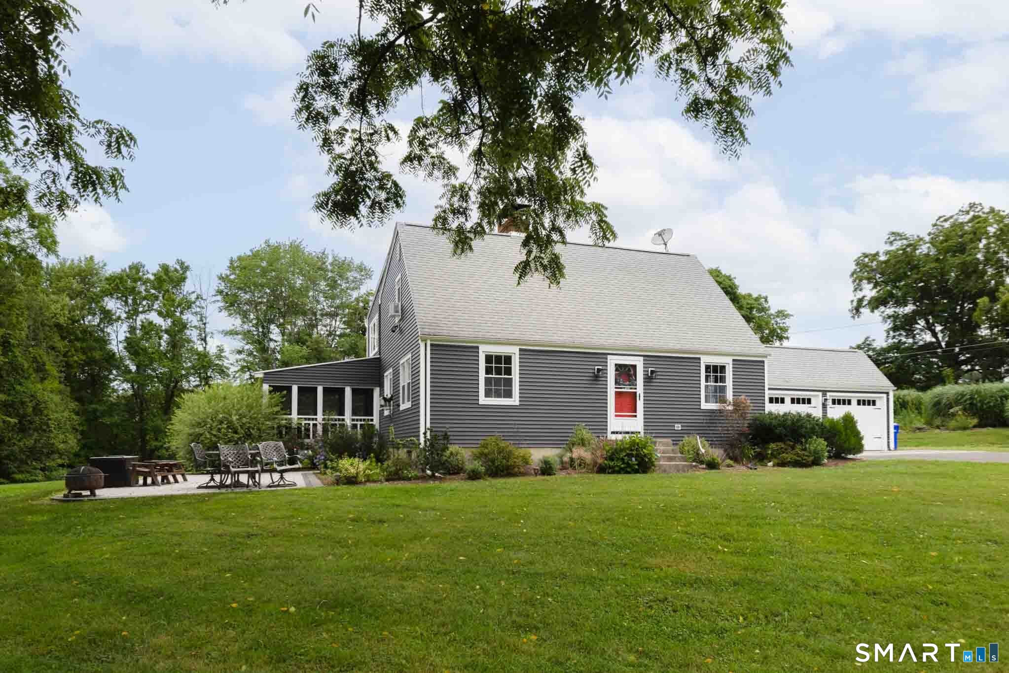 559 East Street Hebron CT 06248