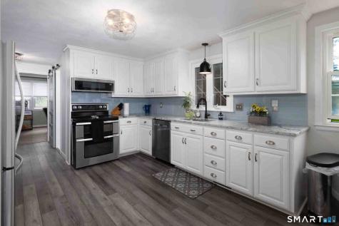 559 East Street Hebron CT 06248