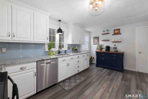 559 East Street Hebron CT 06248