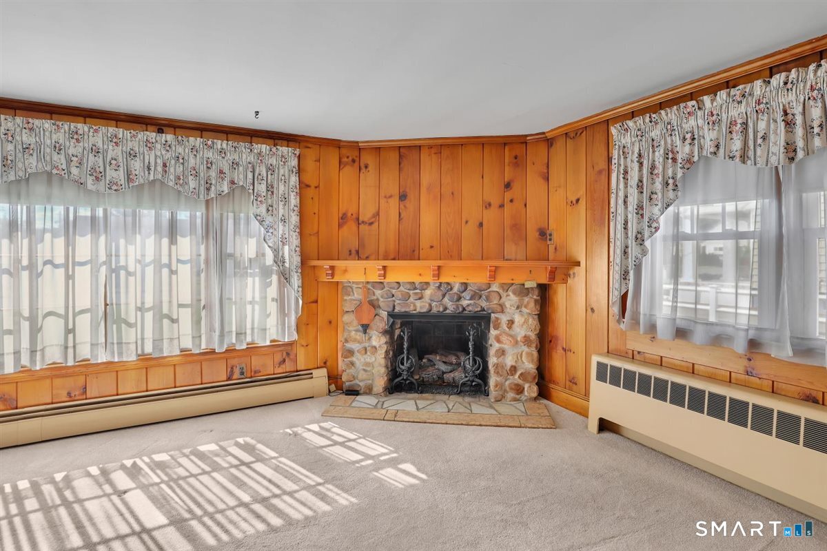 16 Locust Street Plainville CT 06062