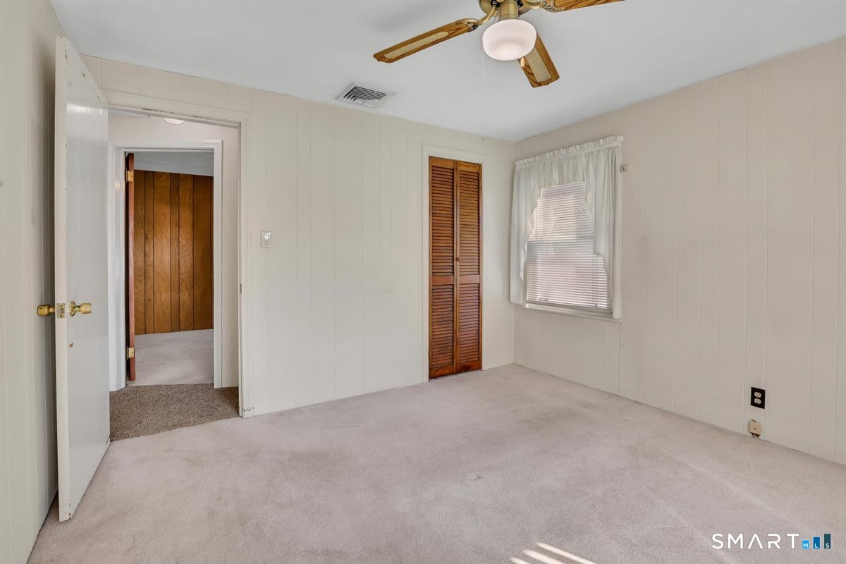 16 Locust Street Plainville CT 06062