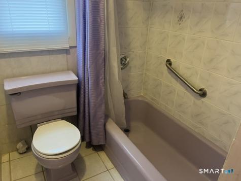 208 Birmingham Street Bridgeport CT 06606