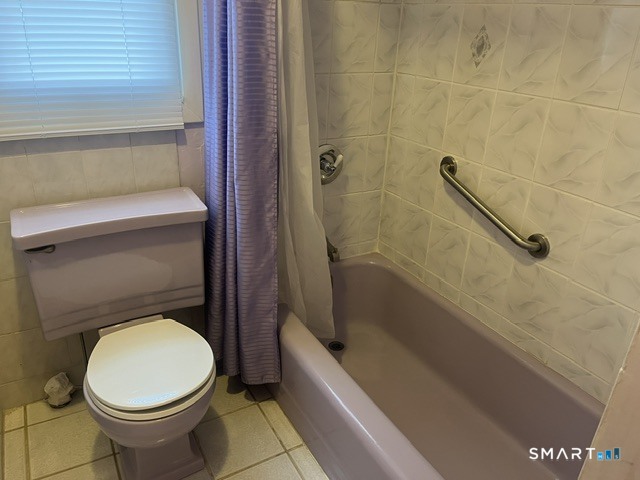 208 Birmingham Street Bridgeport CT 06606