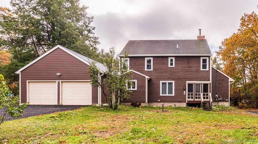 74/76 Towantic Hill Road Oxford CT 06478