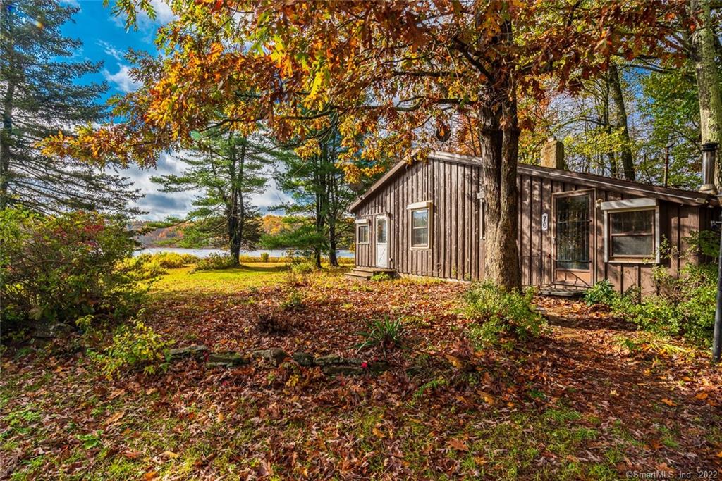 74/76 Towantic Hill Road Oxford CT 06478