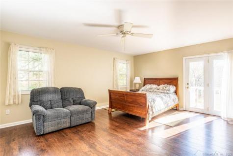 74/76 Towantic Hill Road Oxford CT 06478