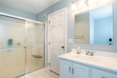 74/76 Towantic Hill Road Oxford CT 06478