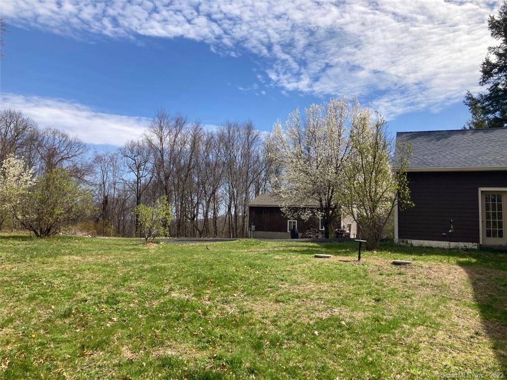 74/76 Towantic Hill Road Oxford CT 06478